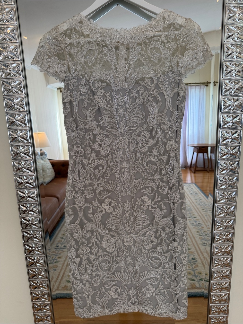 Tadashi Shoji Ivory Lace Cap-Sleeve Sheath Dress
